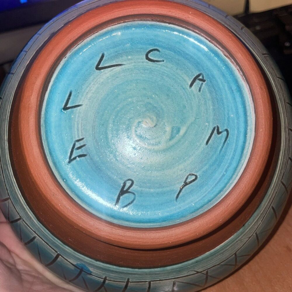 Studio Art Pottery Hand Thrown Unique Glazed Bowl with Dog Artist Signed 8" - Picture 8 of 8